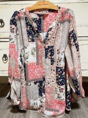 Sale! Westport Patchwork Floral Button-Front Top – Size L,